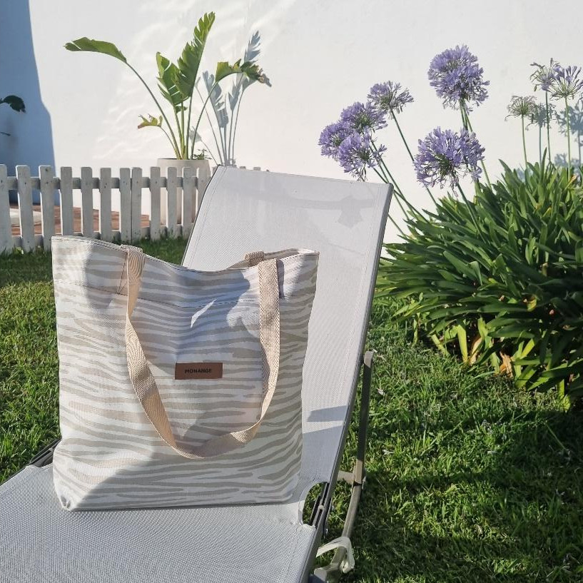 Tote bag de cordura impermeable con cierre y llavero 50 × 50 cm - Imagen 9